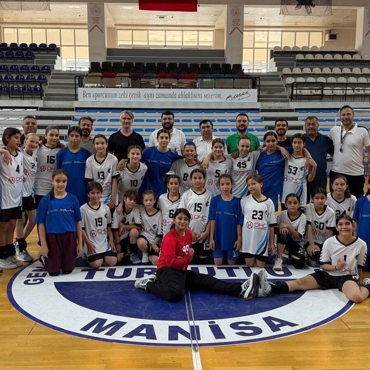 Turgutlu Elit Genç Akademi Spor Kulübü Türkiye Şampiyonu oldu