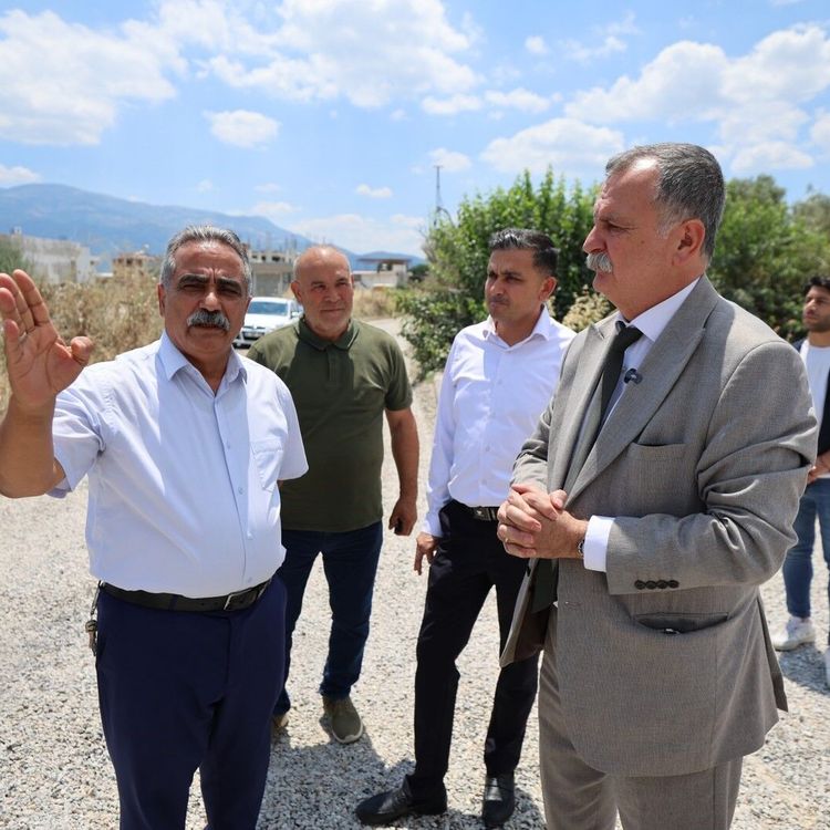 Başkan Balaban mahallenin taleplerini yerinde dinledi