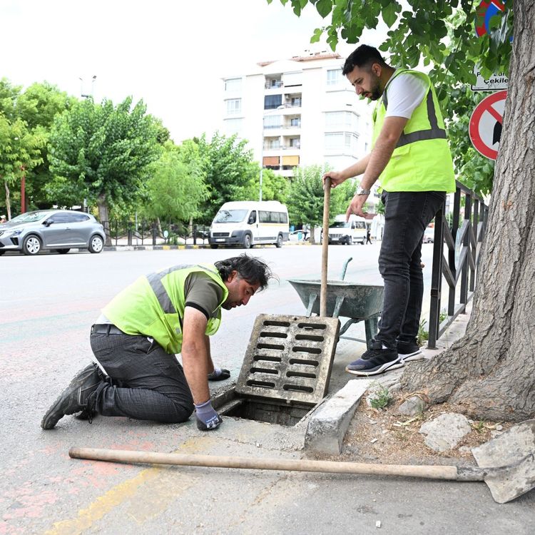 MASKİ'den taşkın riskine karşı 17 ilçede temizlik seferberliği