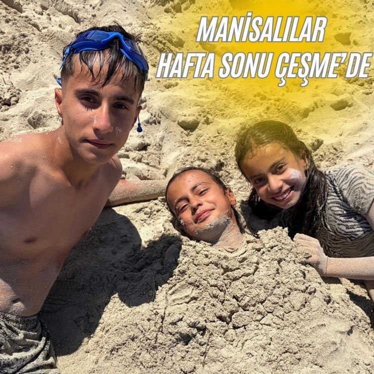 Tatilciler hafta sonu Çeşme'nin keyfini çıkardı