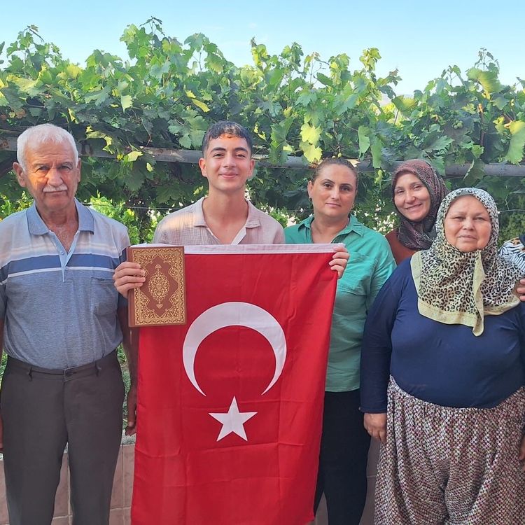Siyer bilgisiyle umre ödülü