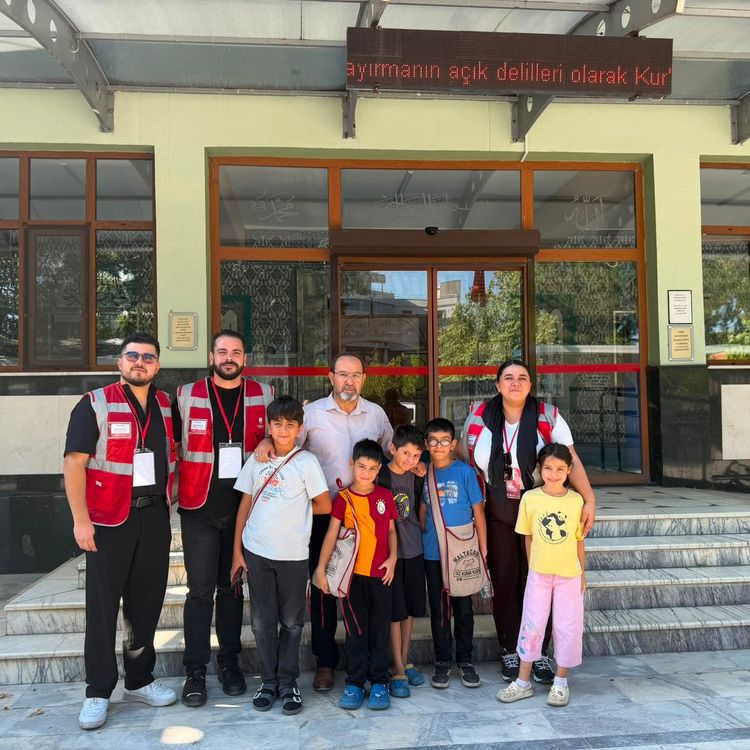 Yunusemre Belediyesi yaz Kur'an kursu öğrencilerini sevindirdi