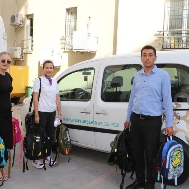 Manisa'da eğitim yardımları için başvurular başladı
