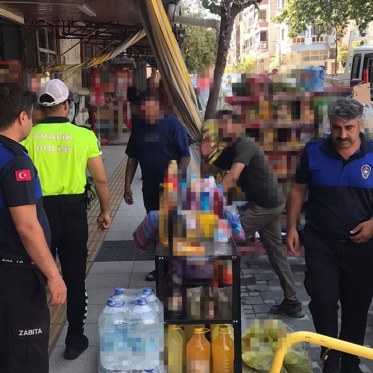 Turgutlu’da kaldırım işgallerine geçit yok