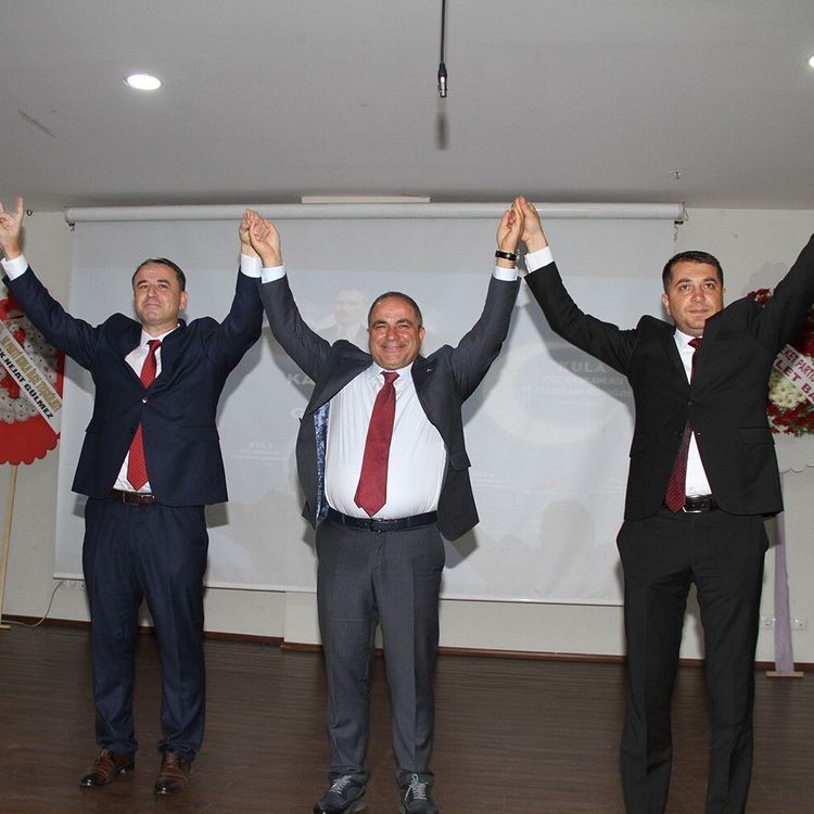 MHP Kula İlçe Başkanı Hüseyin Sönmez oldu