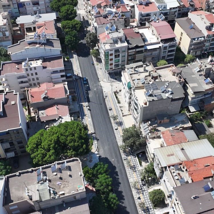 Salihli’nin Şüheda Caddesi baştan aşağı yenileniyor