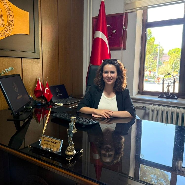 Gördes'in yeni hakim ve savcısı göreve başladı