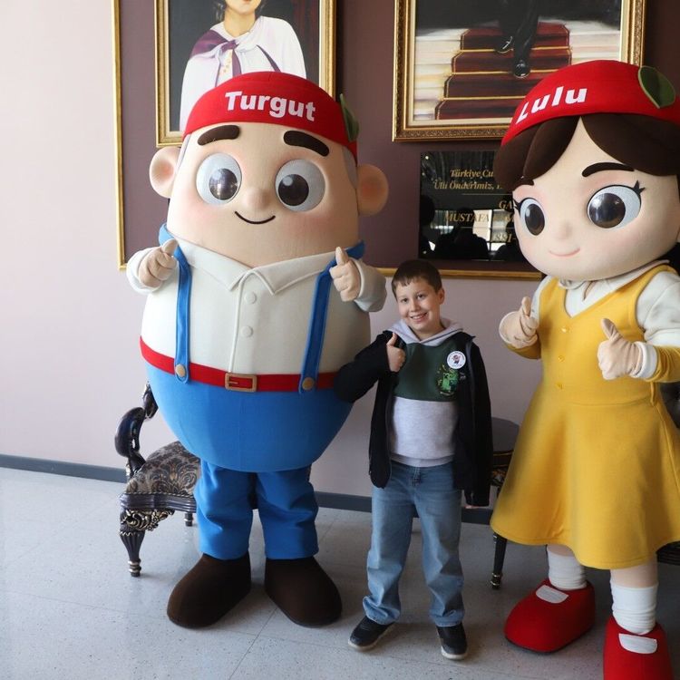 Turgut ve Lulu mahalle mahalle gezecek