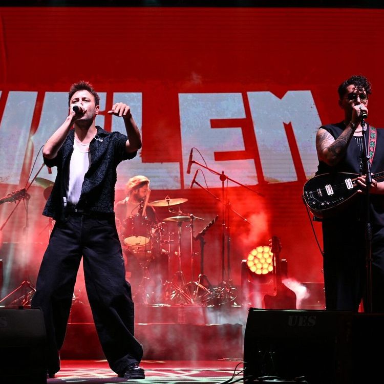 Demirci'de festival coşkusu Grup İkilem ile tavan yaptı