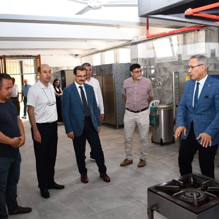 Salihli’de yeni eğitim yılı öncesi okullarda hazırlıklar tamamlanıyor