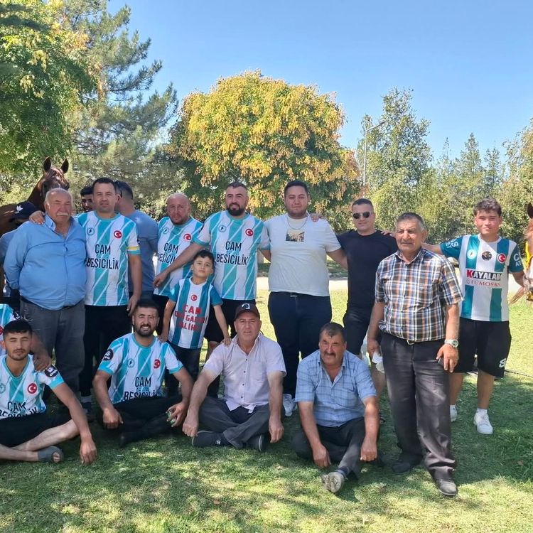 Selendili ciritçiler Ankara'da yarı finale kaldı