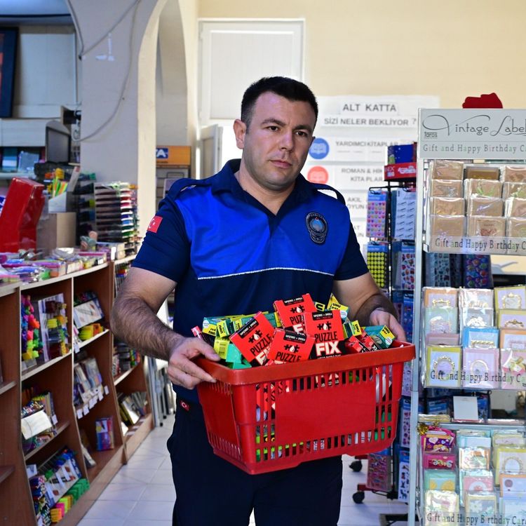 Manisa'da yeni eğitim-öğretim yılında kırtasiye denetimleri sıklaştırıldı