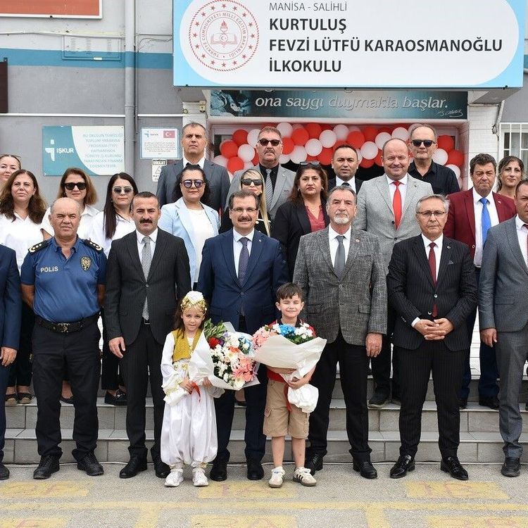Salihli’de İlköğretim Haftası kutlandı
