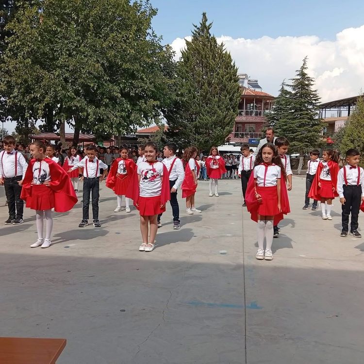 Sarıgöl'de İlköğretim Haftası etkinlikleri