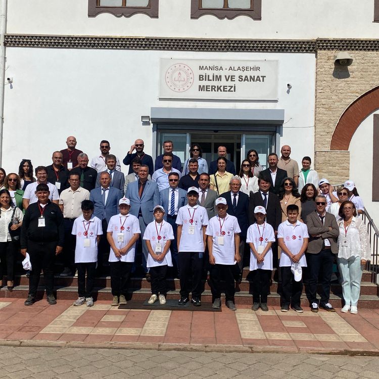 Alaşehir'de özel öğrenciler yeteneklerini keşfedecek
