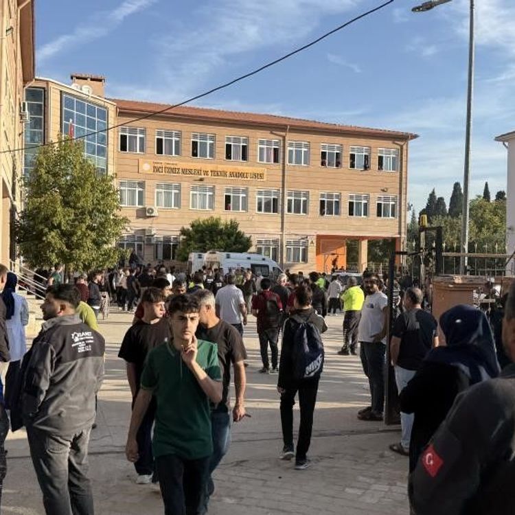 Manisa’daki silahlı saldırıya ilişkin sosyal medyada provokasyon yapan hesaplara soruşturma