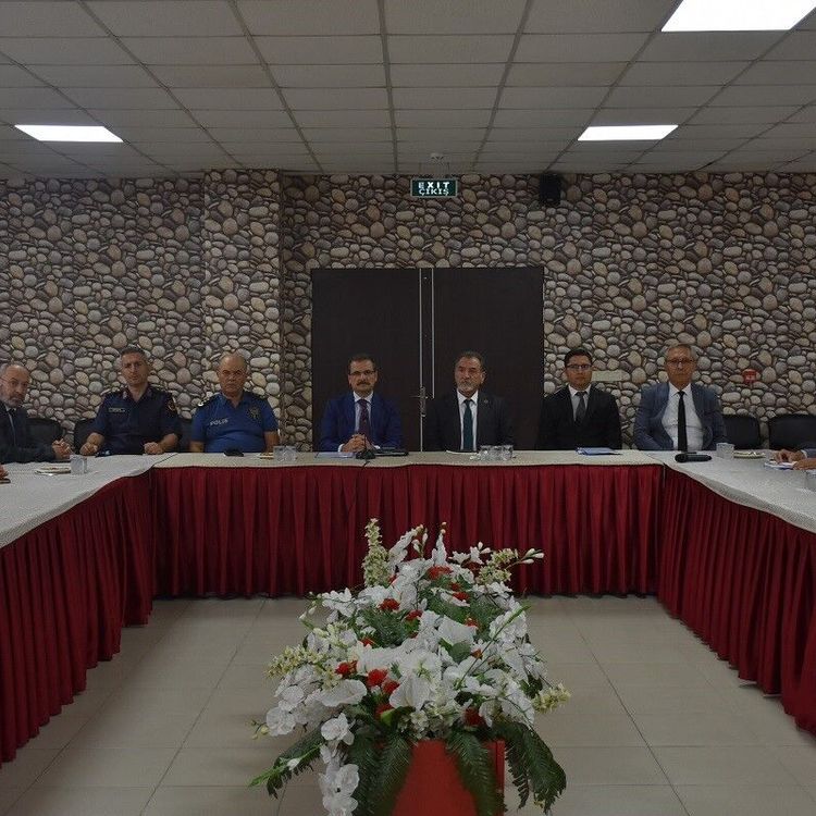 Salihli’de kamu yatırımları masaya yatırıldı
