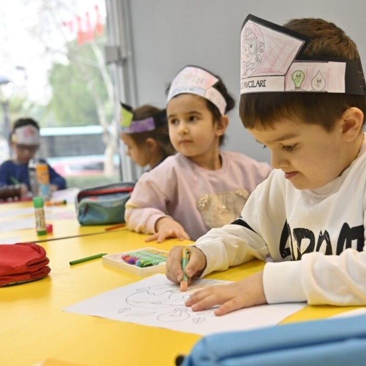 Manisa’da çocuklar için sanat ve eğitim dolu yeni dönem başlıyor