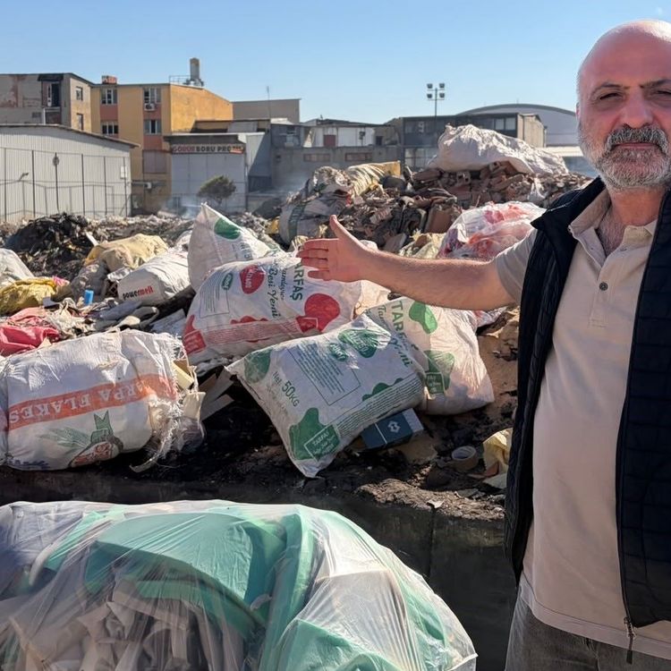 Buca'da bitmeyen çile: Çöplüğe dönen alanda her gün yangın, her gün isyan