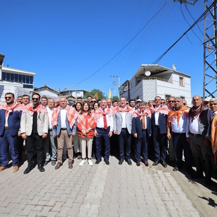 Başkan Şimşek, Bağ Bozumu ve Yörük Kültür Şenliği’ne katıldı