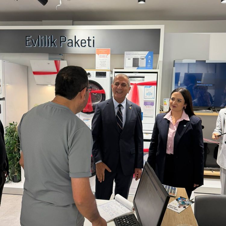 İYİ Parti'den Soma ziyaretleri