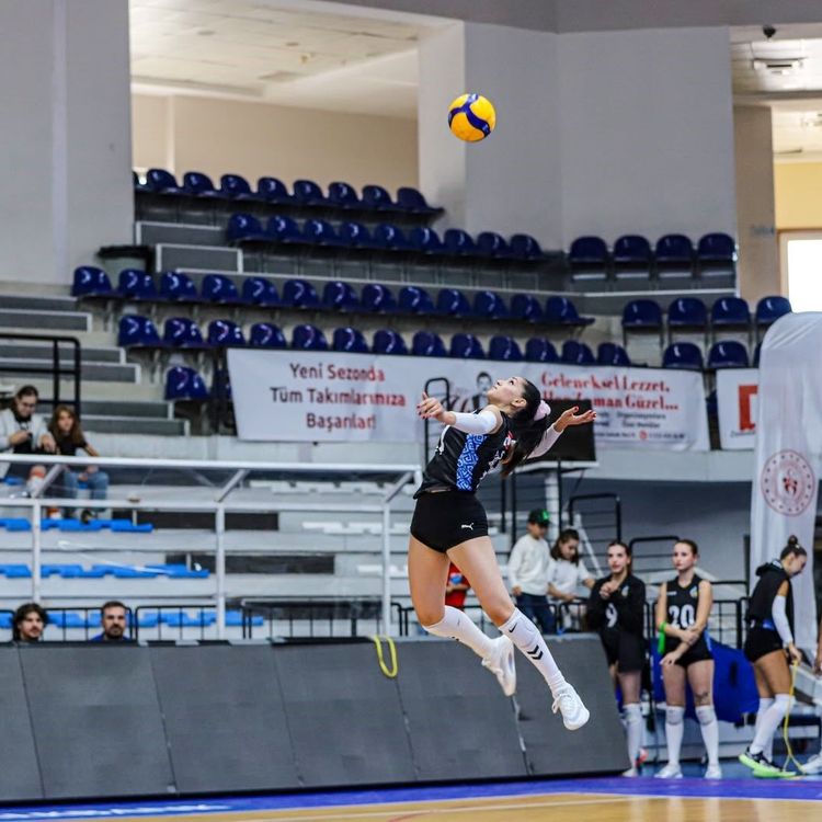 Turgutlu'nun sultanları yeni sezona fırtına gibi başladı!