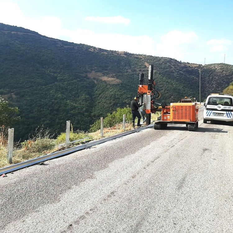 Manisa genelinde yol güvenliği için 33 bin metrelik çalışma