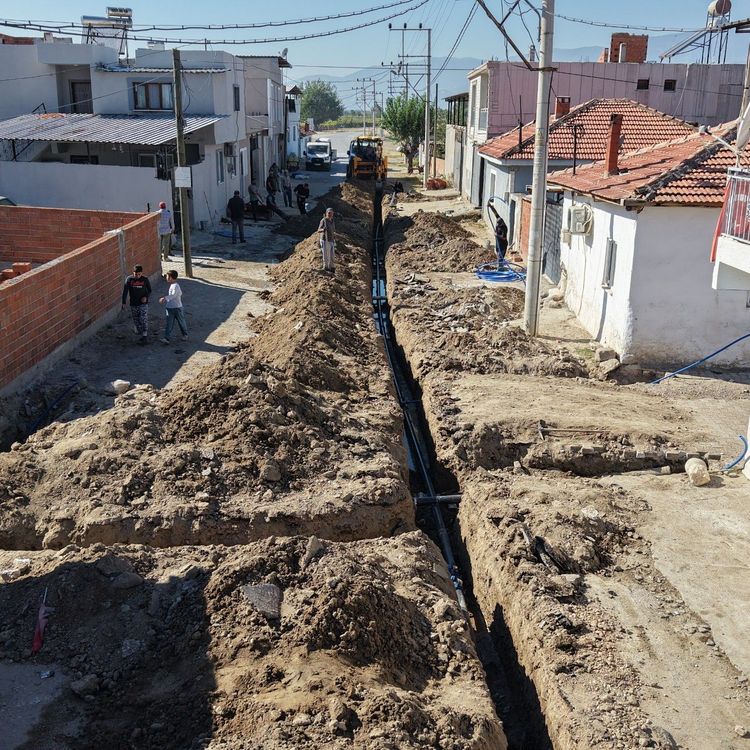 Yeşilköy’ün 40 yıllık içme suyu altyapısı yenilendi