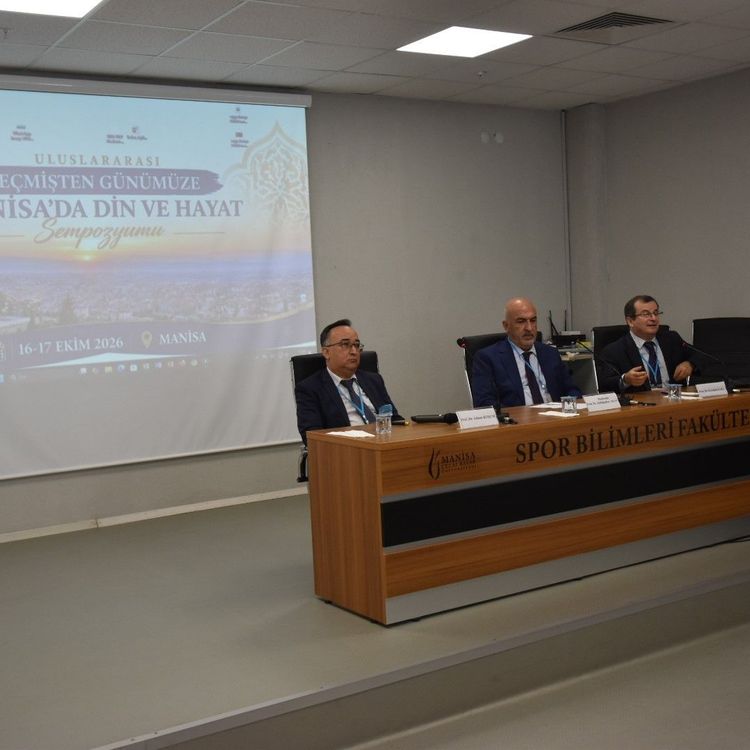 Manisa'nın dini ve kültürel mirasının konu edinildiği sempozyum başladı
