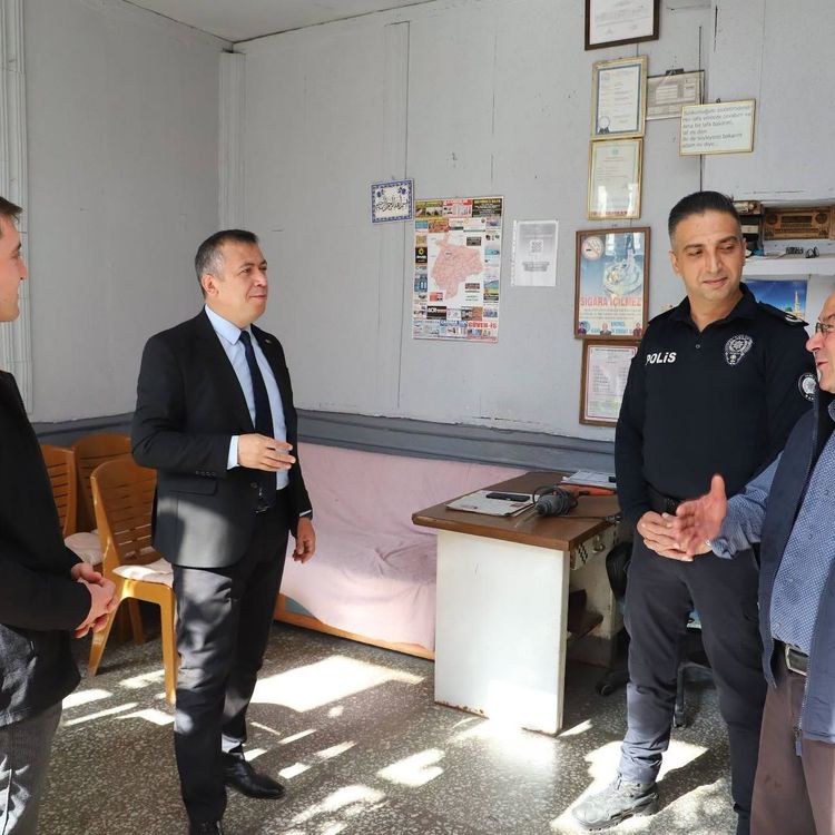 Demirci Kaymakamı Bayram’dan esnafa cuma ziyareti