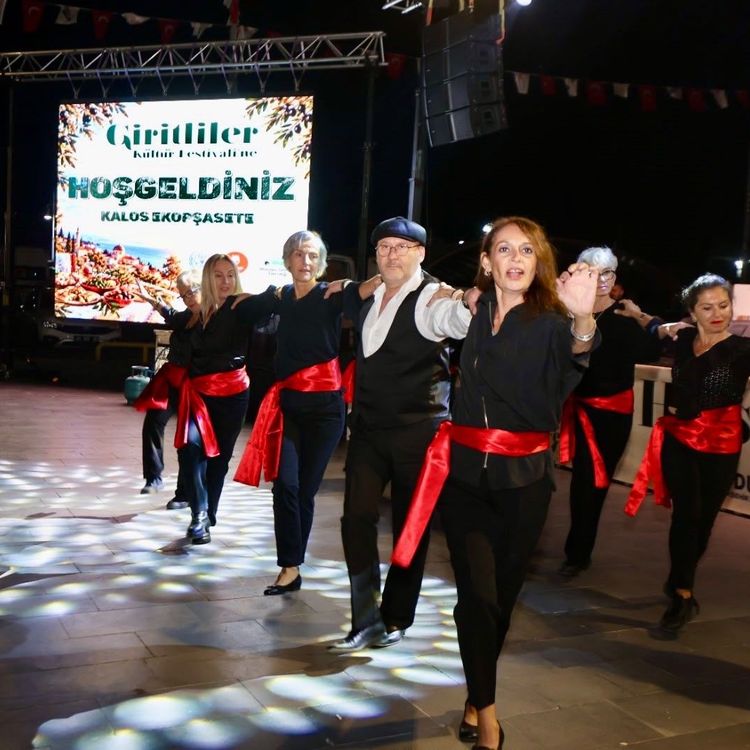 Türkiye'nin ilk Giritliler Kültür Festivali Yunusemre'de düzenlendi