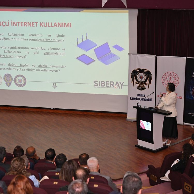 Manisa’da okul yöneticileri ve rehber öğretmenlere güvenlik eğitimi gerçekleştirildi