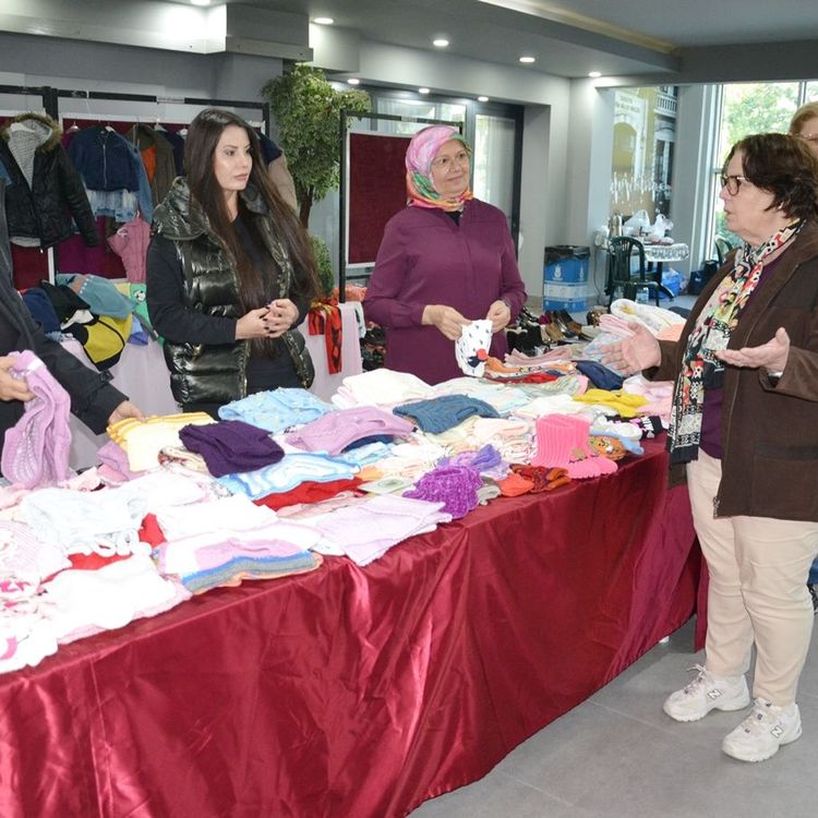 Manisa’da iyilik hareketi kanserli çocuklara umut oluyor