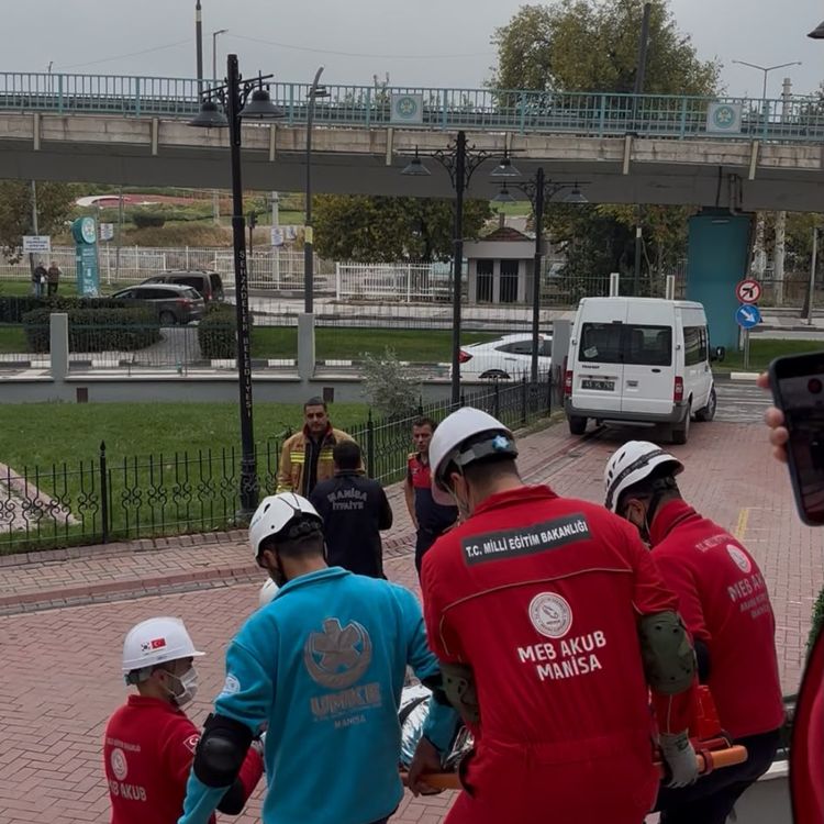 Manisa Öğretmenevi’nde yangın ve tahliye tatbikatı