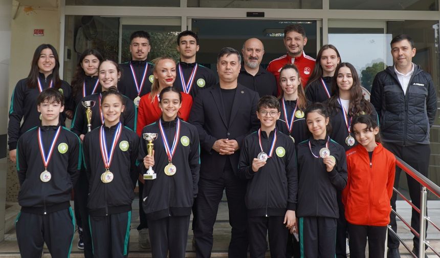 Manisalı cimnastikçilerden Fransa’da büyük başarı