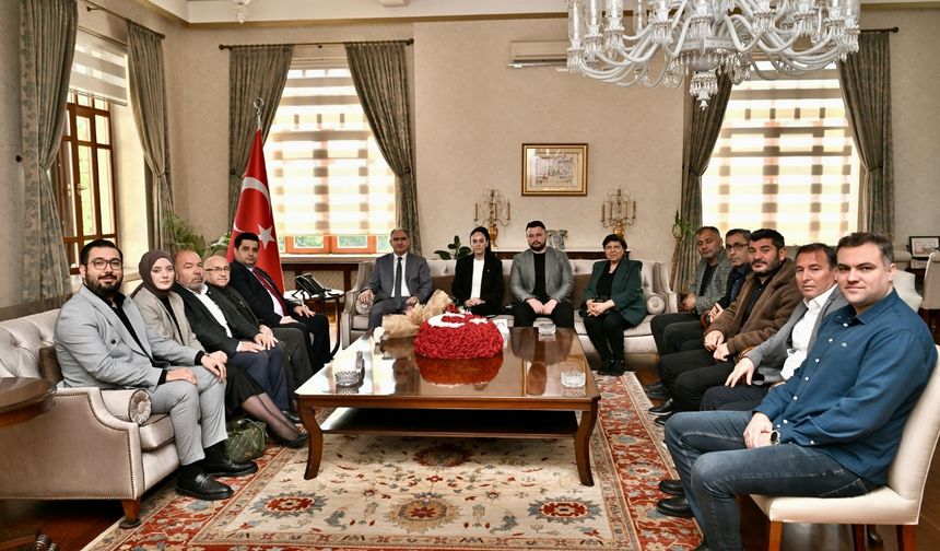 Ak Parti Şehzadeler Protokole Gitti