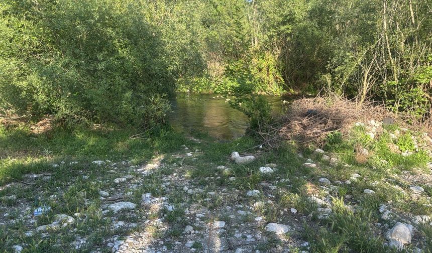 Balık avlarken akıma kapılan kişi hayatını kaybetti