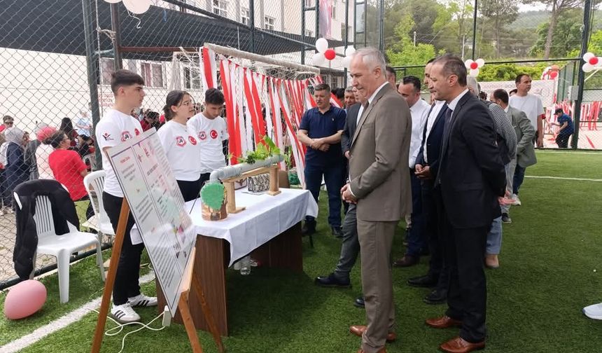 Soma'da TÜBİTAK Fuarı açıldı