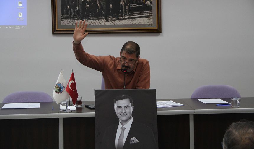 Çukurbağ Spor Tesisi'ne merhum Başkan Ferdi Zeyrek'in ismi verildi