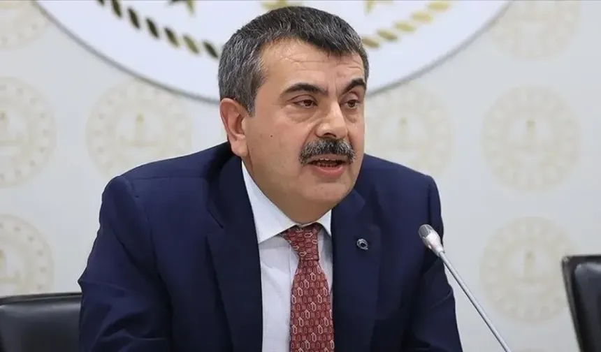 Bakan Tekin: " Velilerimiz üzerine ekstra maddi külfet getirilmesinden rahatsızız"