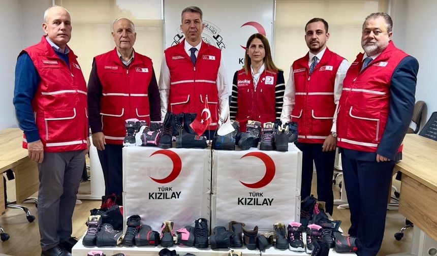 Türk Kızılay Manisa’dan kışlık ayakkabı kampanyası