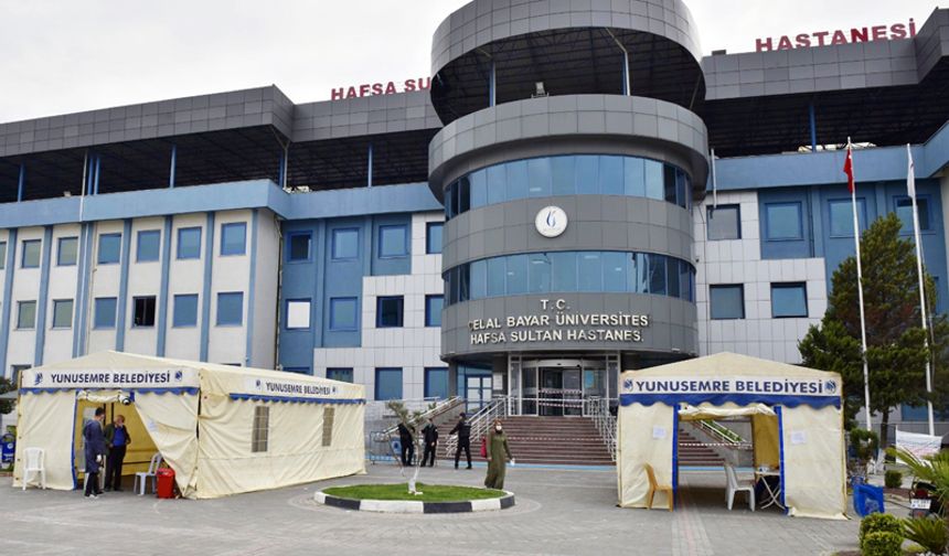 Yenişehirlioğlu duyurdu: Manisa’ya Robotik Cerrahi geliyor