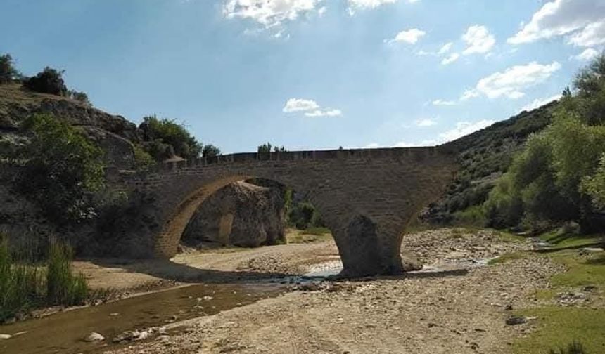 Selendi'nin saklı hazinesi yeniden gün yüzüne çıkmayı bekliyor
