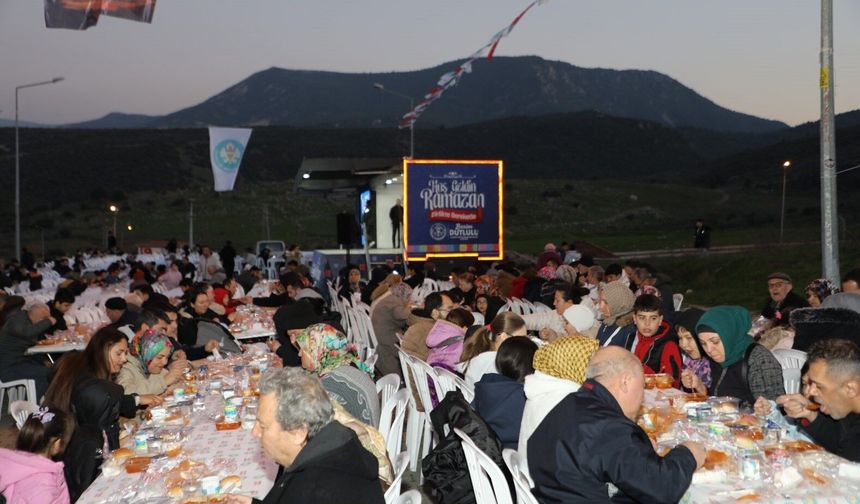 Akgedik’te yılın ilk iftar sofrası kuruldu