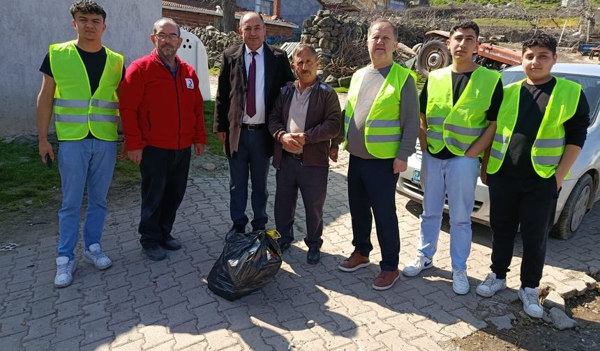 Gördesli öğrencilerden depremzedelere gönül köprüsü