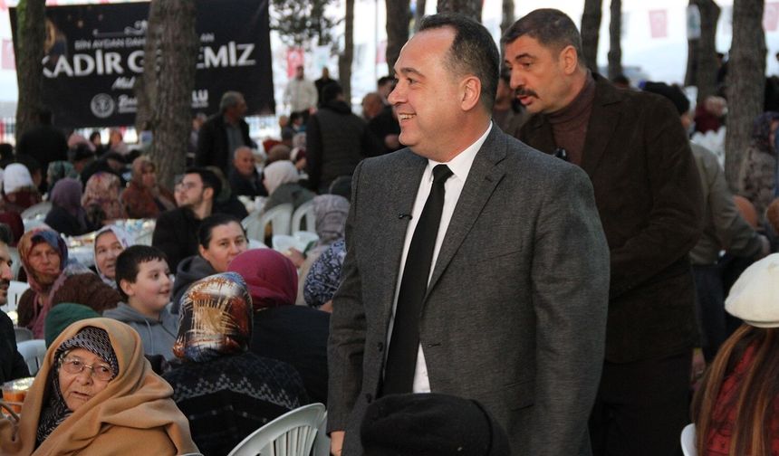 Yunus Emre ve Tabduk Emre Türbesi'nde iftar düzenlendi