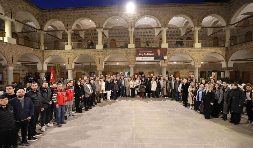 Şehzadeler Belediyesi personelleri iftarda buluştu