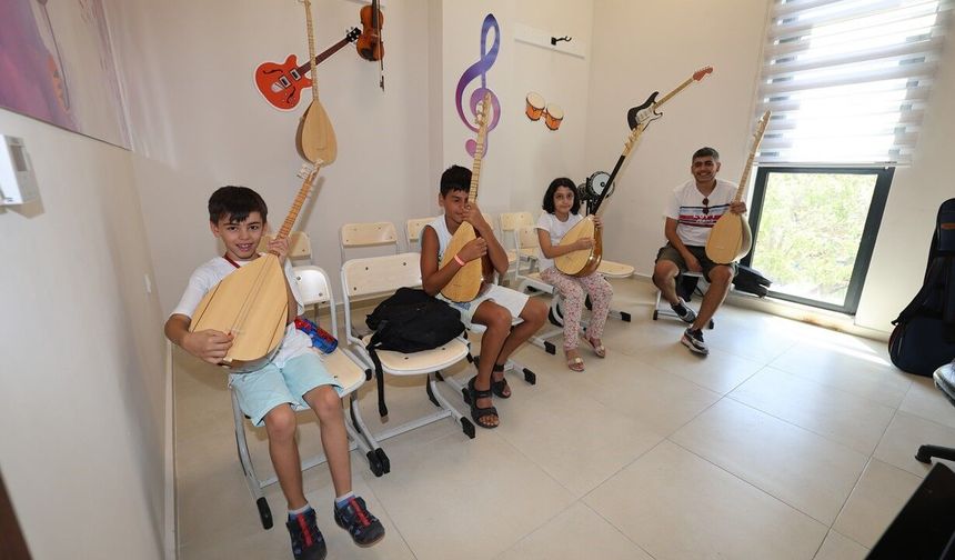 Şehzadeler Belediyesi’nde yeni dönem müzik kursları başlıyor