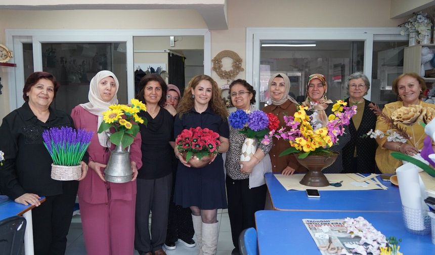 Atıklar kadınların elinde sanata dönüşüyor