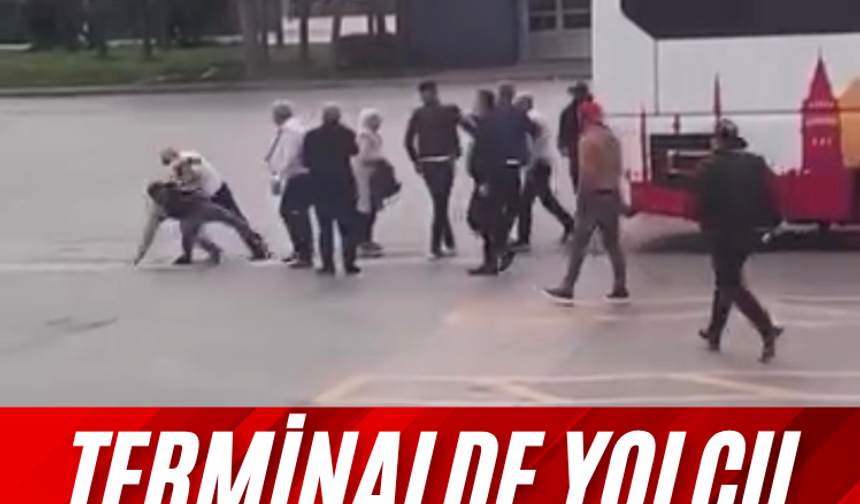 Terminalde yolcu ile şoför kavgası